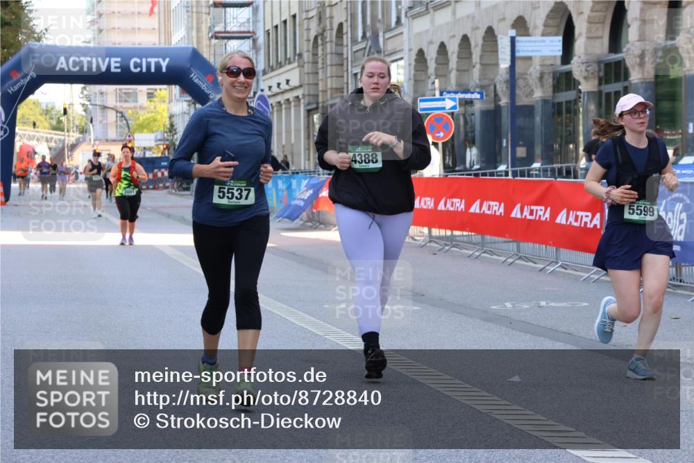 07.09.2025 - BARMER Alsterlauf Strokosch-Dieckow http://msf.ph/oto/8728840 07.09.2025 10:31:36 Ziel 1145, 2420, 2427, 2635, 2807, 3686 meine-sportfotos.de