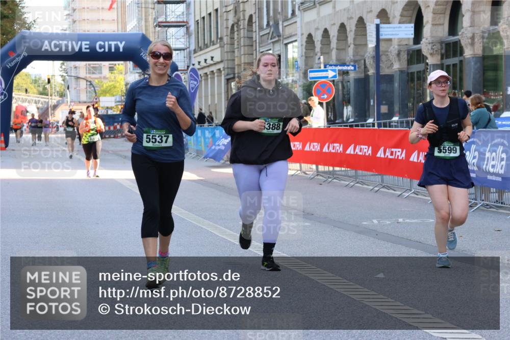 07.09.2025 - BARMER Alsterlauf Strokosch-Dieckow http://msf.ph/oto/8728852 07.09.2025 10:31:36 Ziel 1145, 2420, 2427, 2635, 2807, 3686 meine-sportfotos.de