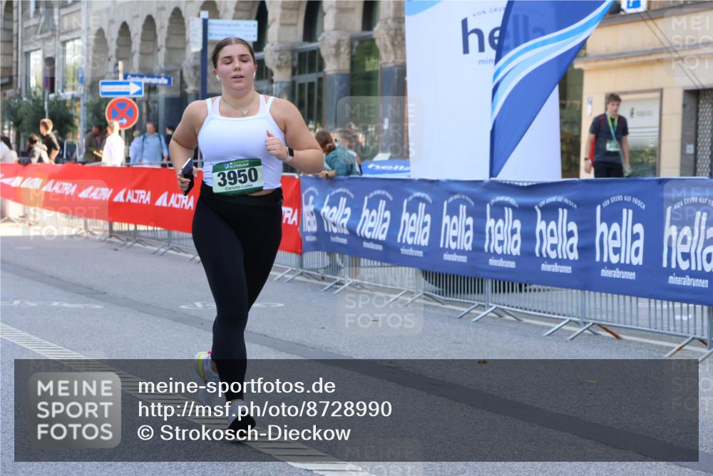 07.09.2025 - BARMER Alsterlauf Strokosch-Dieckow http://msf.ph/oto/8728990 07.09.2025 10:30:11 Ziel 4624 meine-sportfotos.de