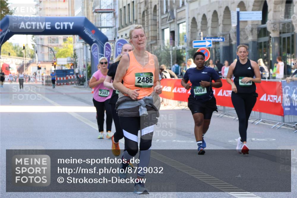 07.09.2025 - BARMER Alsterlauf Strokosch-Dieckow http://msf.ph/oto/8729032 07.09.2025 10:29:42 Ziel 3950, 4126 meine-sportfotos.de