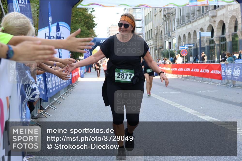 07.09.2025 - BARMER Alsterlauf Strokosch-Dieckow http://msf.ph/oto/8729049 07.09.2025 10:29:32 Ziel 3950 meine-sportfotos.de