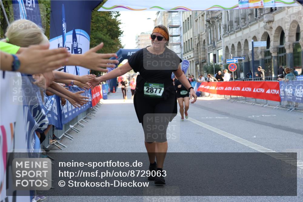 07.09.2025 - BARMER Alsterlauf Strokosch-Dieckow http://msf.ph/oto/8729063 07.09.2025 10:29:32 Ziel 3950 meine-sportfotos.de