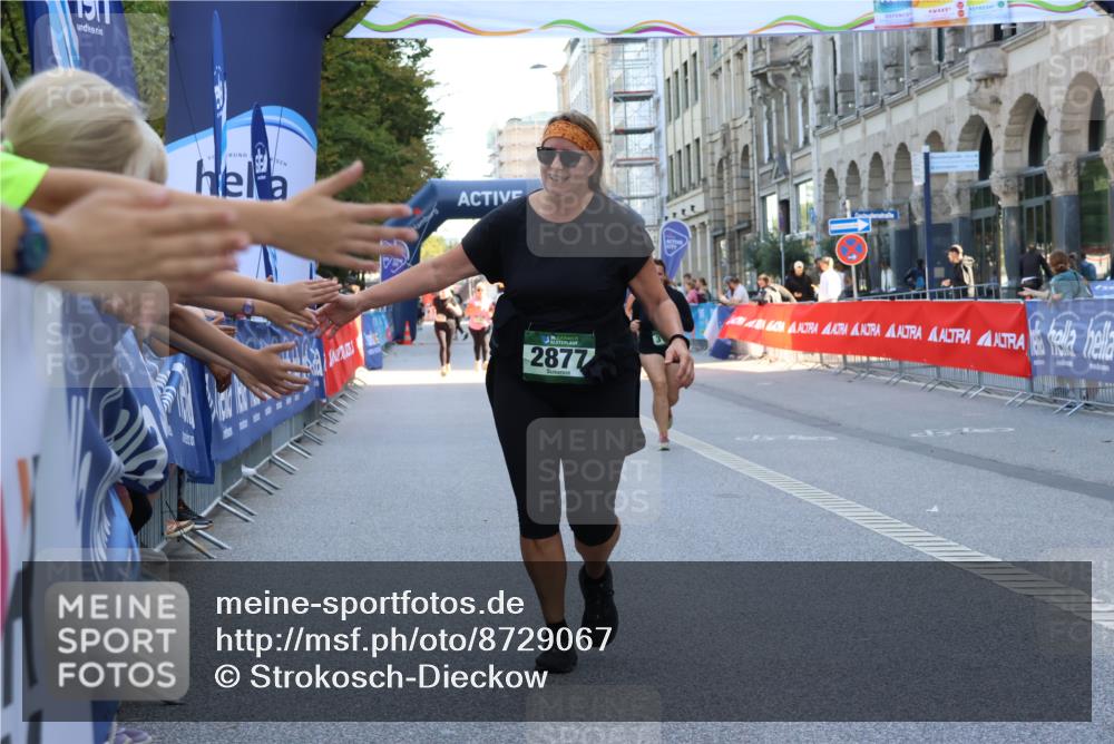 07.09.2025 - BARMER Alsterlauf Strokosch-Dieckow http://msf.ph/oto/8729067 07.09.2025 10:29:32 Ziel 3950 meine-sportfotos.de
