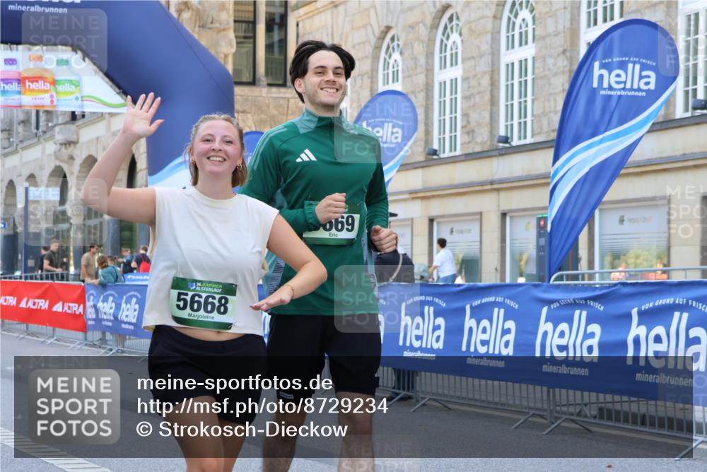 07.09.2025 - BARMER Alsterlauf Strokosch-Dieckow http://msf.ph/oto/8729234 07.09.2025 10:28:25 Ziel 2485, 3542, 3553, 4688, 4689, 4804, 5985 meine-sportfotos.de