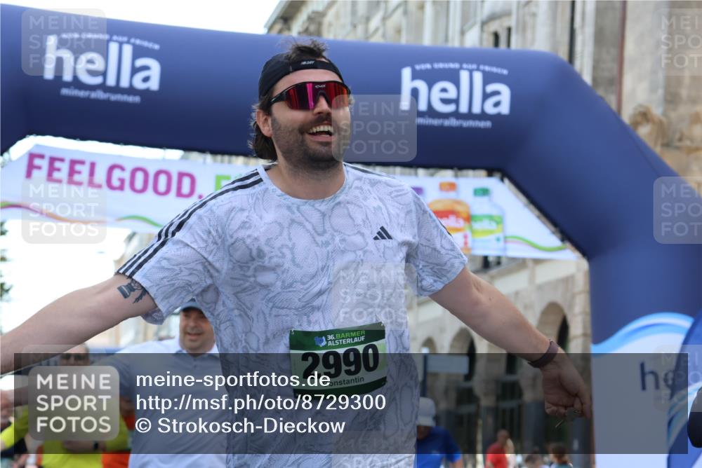 07.09.2025 - BARMER Alsterlauf Strokosch-Dieckow http://msf.ph/oto/8729300 07.09.2025 10:28:09 Ziel 2052, 2714, 2848, 4688, 4689, 5222, 5755, 5985, 6111, 6112, 6346 meine-sportfotos.de
