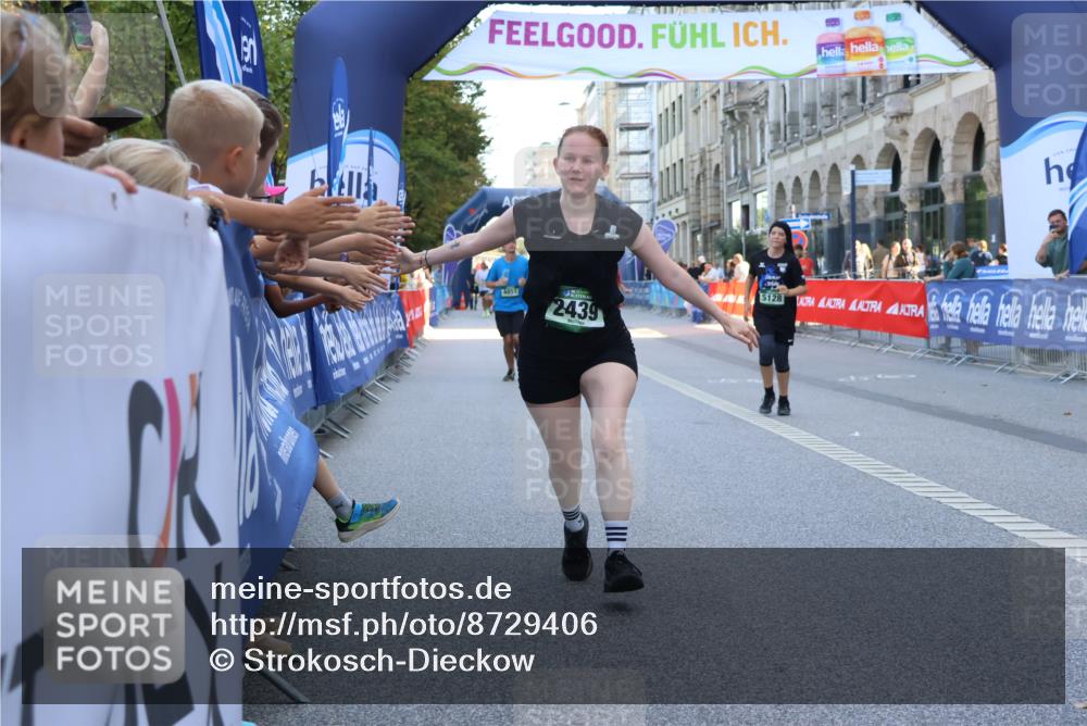 07.09.2025 - BARMER Alsterlauf Strokosch-Dieckow http://msf.ph/oto/8729406 07.09.2025 10:27:40 Ziel 5097, 5098, 5275, 5276, 5668, 5669, 6224 meine-sportfotos.de