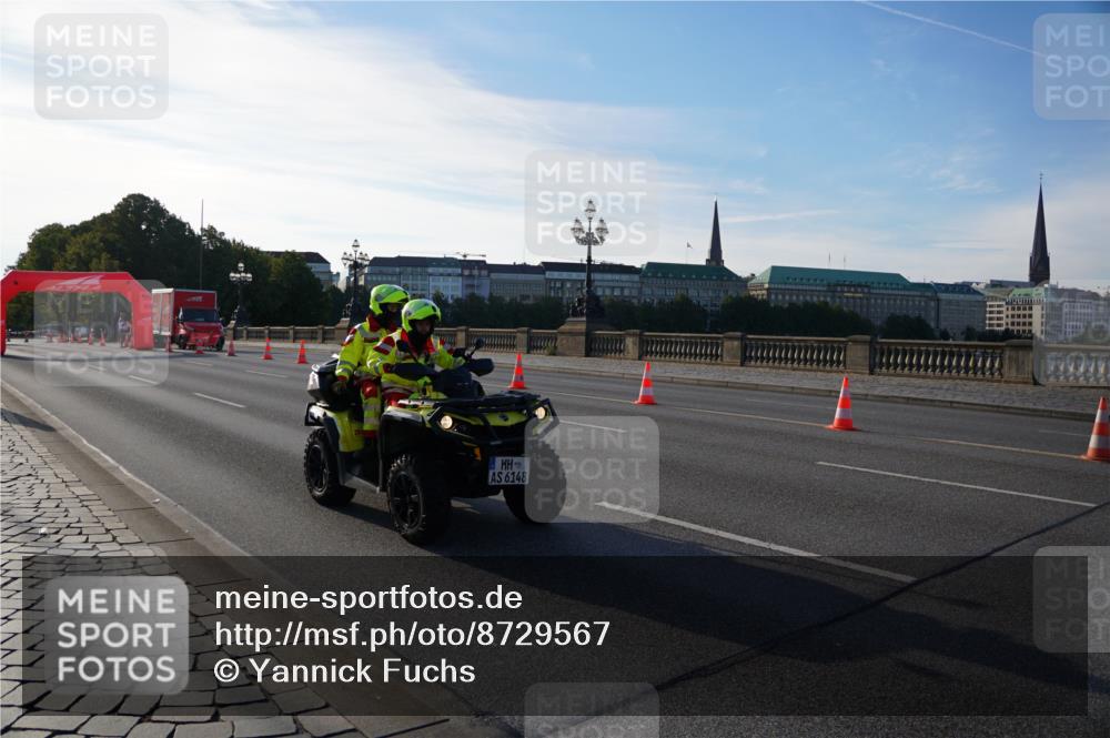 07.09.2025 - BARMER Alsterlauf Yannick Fuchs http://msf.ph/oto/8729567 07.09.2025 08:51:55 Laufen 6148 meine-sportfotos.de