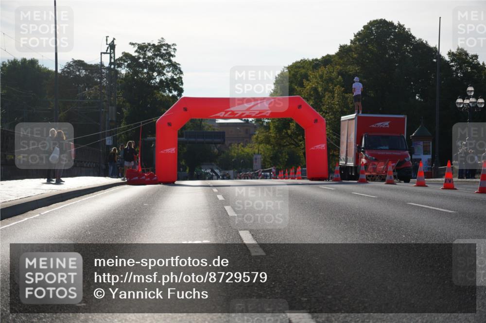07.09.2025 - BARMER Alsterlauf Yannick Fuchs http://msf.ph/oto/8729579 07.09.2025 08:56:00 Laufen 76 meine-sportfotos.de