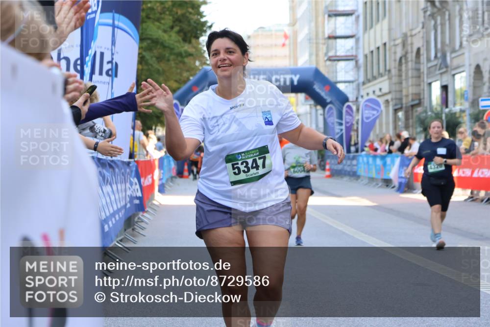 07.09.2025 - BARMER Alsterlauf Strokosch-Dieckow http://msf.ph/oto/8729586 07.09.2025 10:26:54 Ziel 2008, 2439, 6171 meine-sportfotos.de