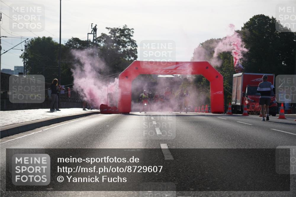 07.09.2025 - BARMER Alsterlauf Yannick Fuchs http://msf.ph/oto/8729607 07.09.2025 08:56:33 Laufen  meine-sportfotos.de