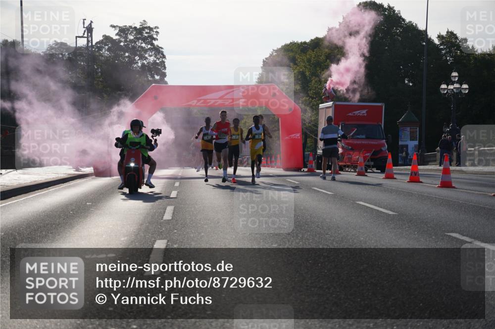 07.09.2025 - BARMER Alsterlauf Yannick Fuchs http://msf.ph/oto/8729632 07.09.2025 08:56:36 Laufen 76, 8354 meine-sportfotos.de