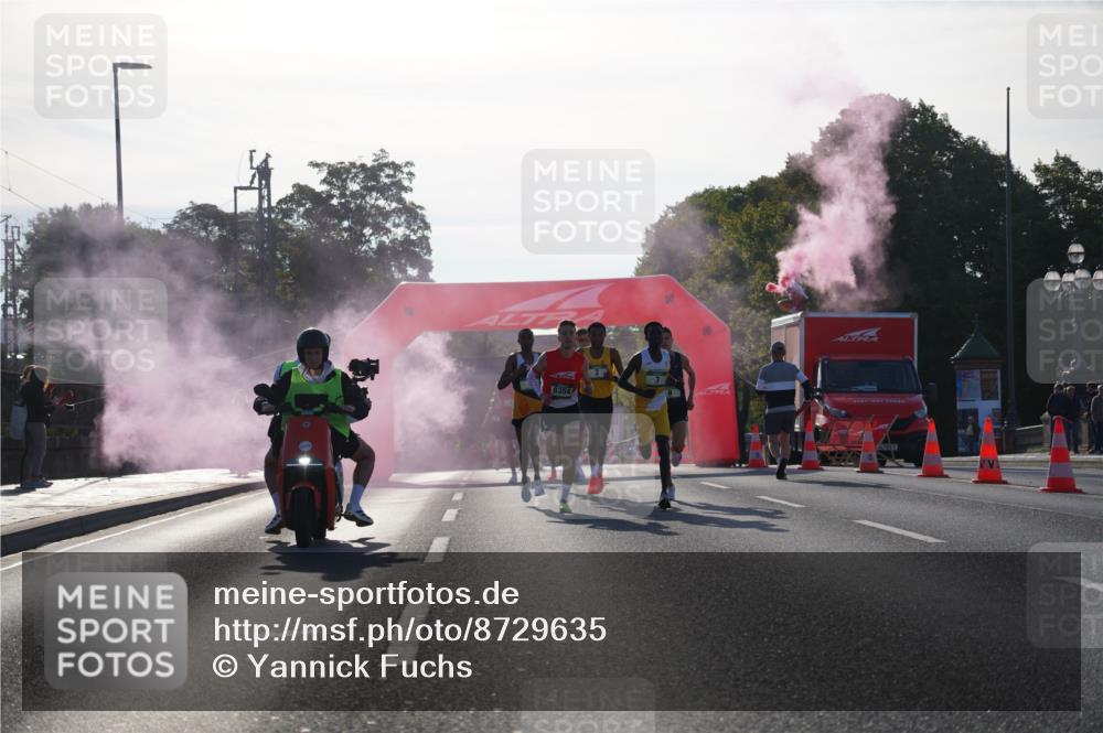 07.09.2025 - BARMER Alsterlauf Yannick Fuchs http://msf.ph/oto/8729635 07.09.2025 08:56:37 Laufen 8354, 2 meine-sportfotos.de
