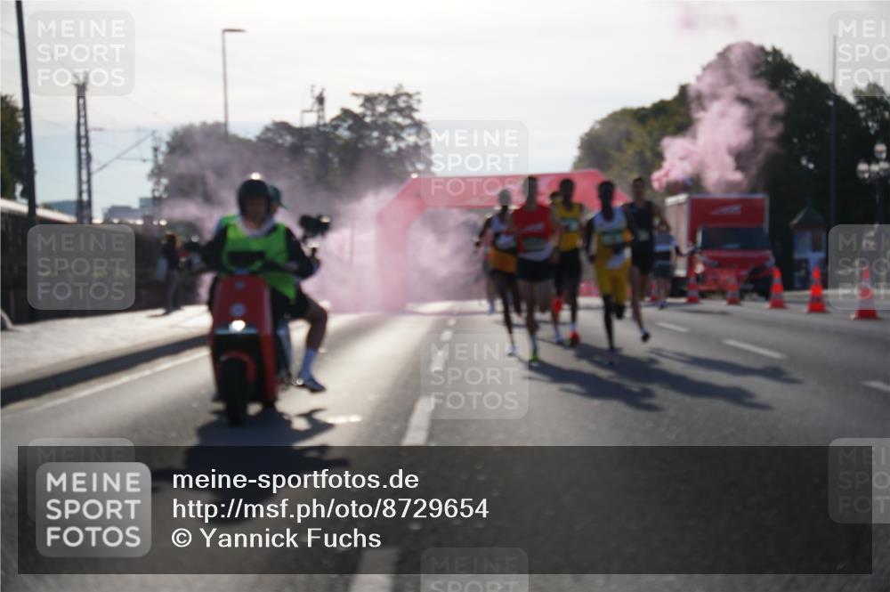 07.09.2025 - BARMER Alsterlauf Yannick Fuchs http://msf.ph/oto/8729654 07.09.2025 08:56:38 Laufen  meine-sportfotos.de
