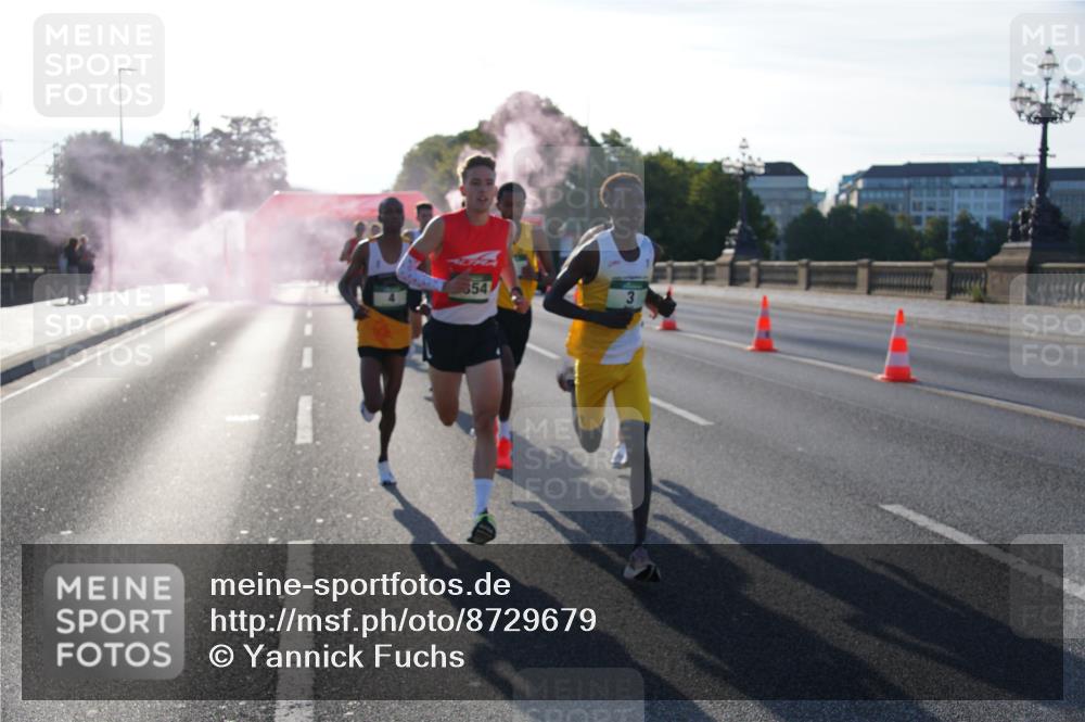 07.09.2025 - BARMER Alsterlauf Yannick Fuchs http://msf.ph/oto/8729679 07.09.2025 08:56:40 Laufen 854 meine-sportfotos.de