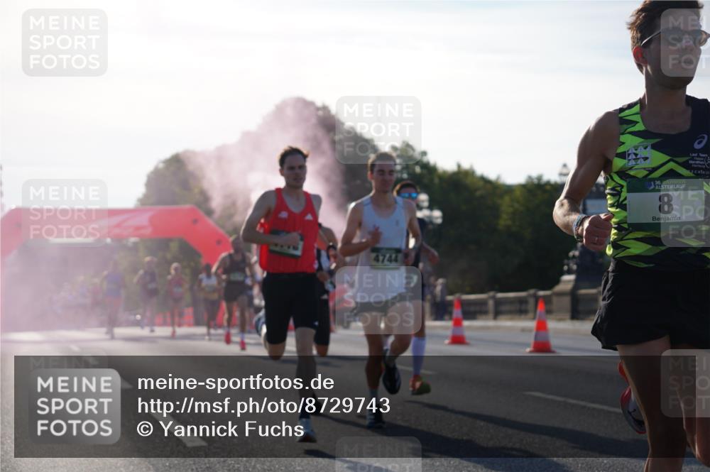 07.09.2025 - BARMER Alsterlauf Yannick Fuchs http://msf.ph/oto/8729743 07.09.2025 08:56:46 Laufen 4744, 36, 8 meine-sportfotos.de