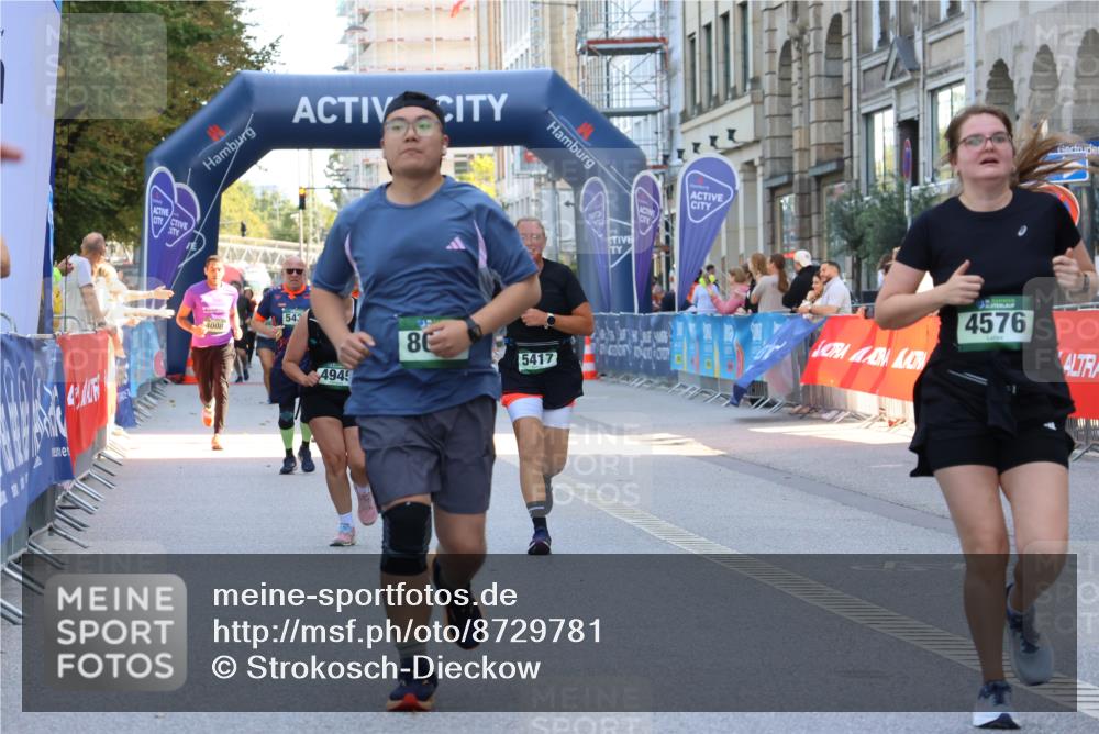 07.09.2025 - BARMER Alsterlauf Strokosch-Dieckow http://msf.ph/oto/8729781 07.09.2025 10:26:37 Ziel 2008, 2119, 2179, 3968, 4143, 4144, 4713, 4858, 5327, 8341 meine-sportfotos.de