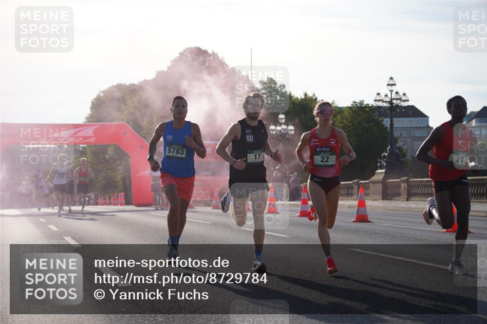 07.09.2025 - BARMER Alsterlauf Yannick Fuchs http://msf.ph/oto/8729784 07.09.2025 08:56:51 Laufen 5783, 17, 22, 29 meine-sportfotos.de