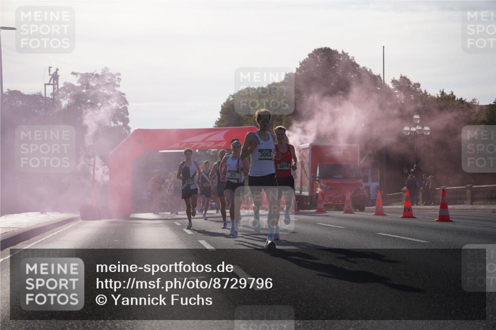 07.09.2025 - BARMER Alsterlauf Yannick Fuchs http://msf.ph/oto/8729796 07.09.2025 08:56:54 Laufen 8374, 5473, 23, 3083, 4808 meine-sportfotos.de