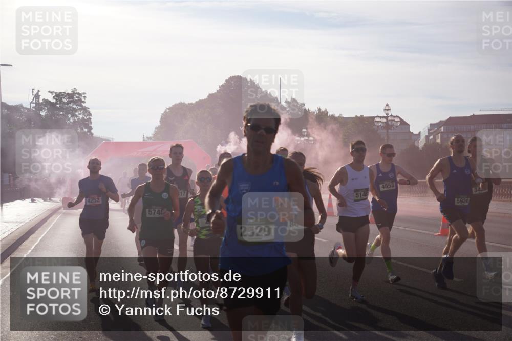07.09.2025 - BARMER Alsterlauf Yannick Fuchs http://msf.ph/oto/8729911 07.09.2025 08:57:11 Laufen 4252, 574, 17, 2529, 80, 5148, 4853, 5924 meine-sportfotos.de