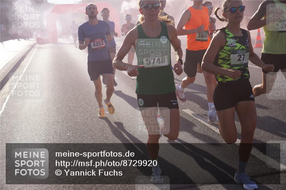 07.09.2025 - BARMER Alsterlauf Yannick Fuchs http://msf.ph/oto/8729920 07.09.2025 08:57:12 Laufen 4252, 3841, 36, 5748, 27, 20 meine-sportfotos.de