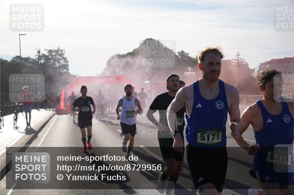 07.09.2025 - BARMER Alsterlauf Yannick Fuchs http://msf.ph/oto/8729956 07.09.2025 08:57:22 Laufen 8247, 3271, 79, 5171, 5374 meine-sportfotos.de