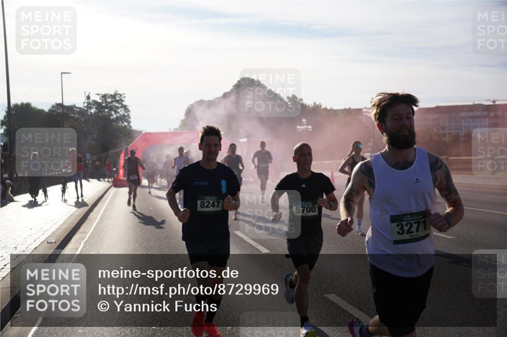 07.09.2025 - BARMER Alsterlauf Yannick Fuchs http://msf.ph/oto/8729969 07.09.2025 08:57:24 Laufen 2025, 8247, 5700, 3271 meine-sportfotos.de