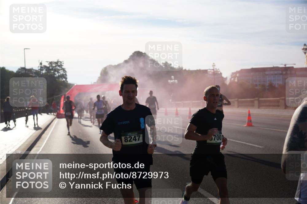 07.09.2025 - BARMER Alsterlauf Yannick Fuchs http://msf.ph/oto/8729973 07.09.2025 08:57:24 Laufen 2025, 8247, 700 meine-sportfotos.de