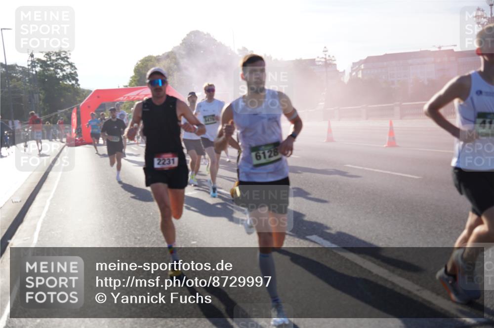 07.09.2025 - BARMER Alsterlauf Yannick Fuchs http://msf.ph/oto/8729997 07.09.2025 08:57:27 Laufen 2231, 6128, 41 meine-sportfotos.de