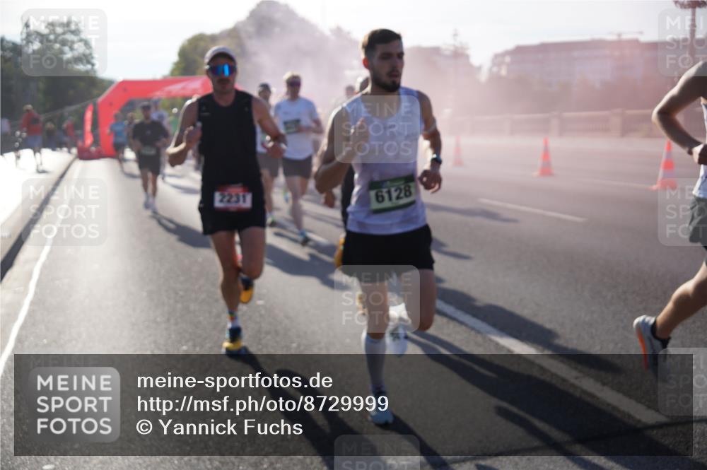 07.09.2025 - BARMER Alsterlauf Yannick Fuchs http://msf.ph/oto/8729999 07.09.2025 08:57:27 Laufen 2231, 6128 meine-sportfotos.de