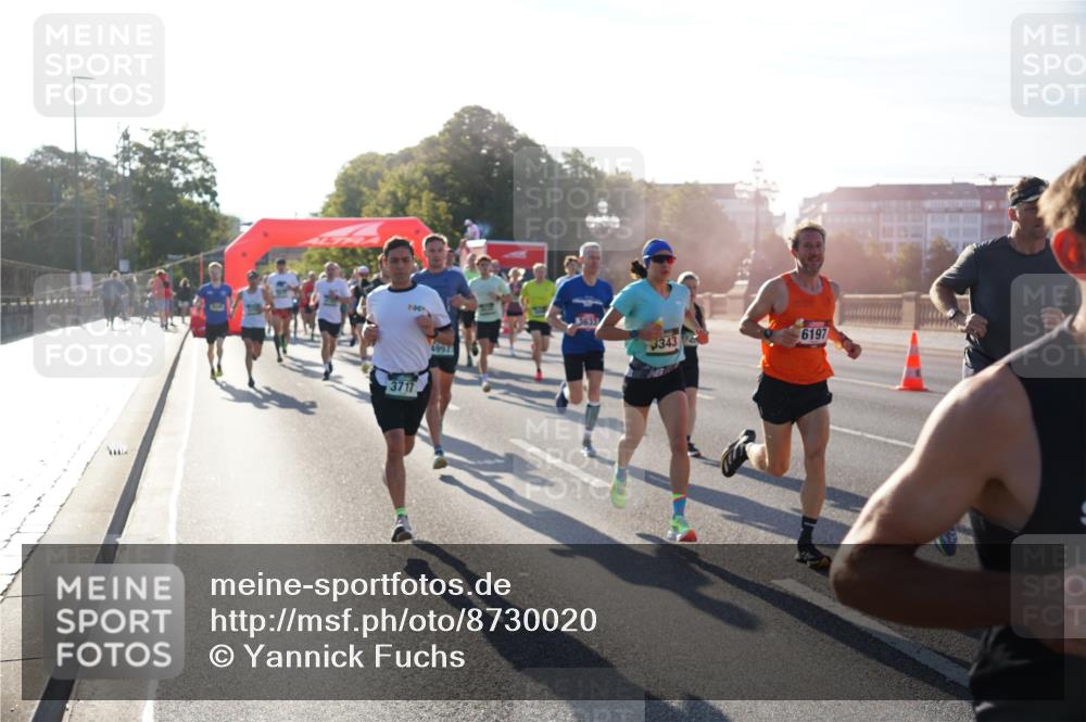 07.09.2025 - BARMER Alsterlauf Yannick Fuchs http://msf.ph/oto/8730020 07.09.2025 08:57:34 Laufen 3717, 1997, 343, 6197 meine-sportfotos.de