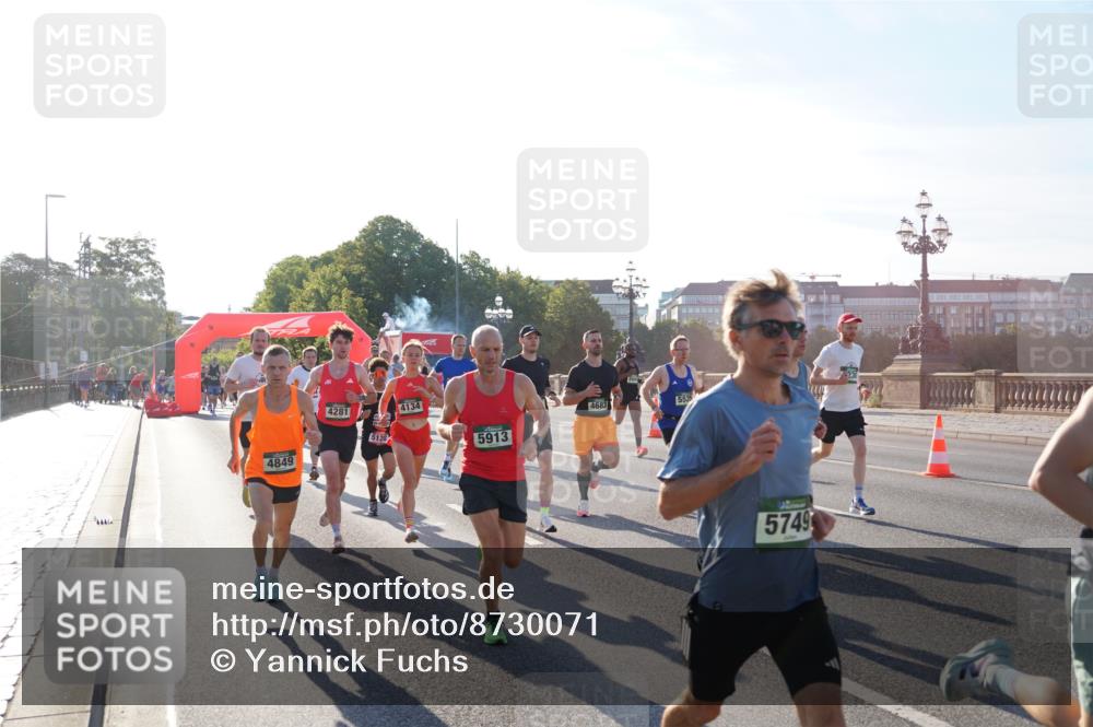 07.09.2025 - BARMER Alsterlauf Yannick Fuchs http://msf.ph/oto/8730071 07.09.2025 08:57:41 Laufen 4849, 4281, 5120, 4134, 5913, 4683, 5525, 5749 meine-sportfotos.de