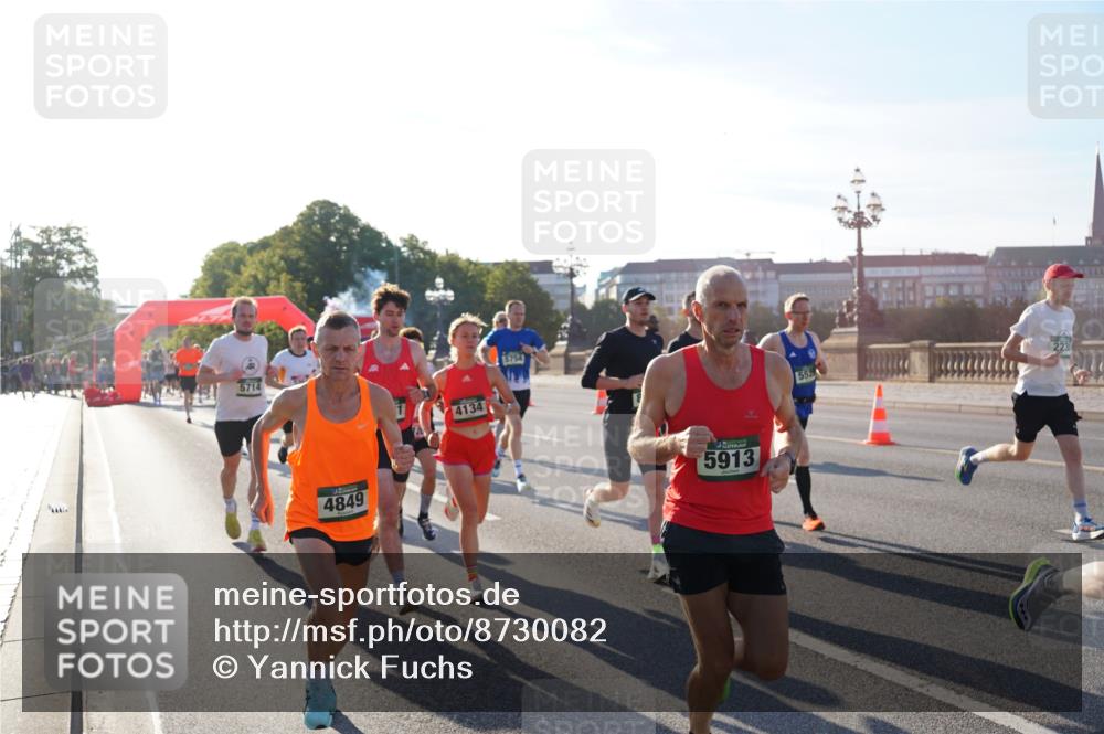 07.09.2025 - BARMER Alsterlauf Yannick Fuchs http://msf.ph/oto/8730082 07.09.2025 08:57:42 Laufen 5714, 4849, 4134, 5913, 552, 223, 311 meine-sportfotos.de