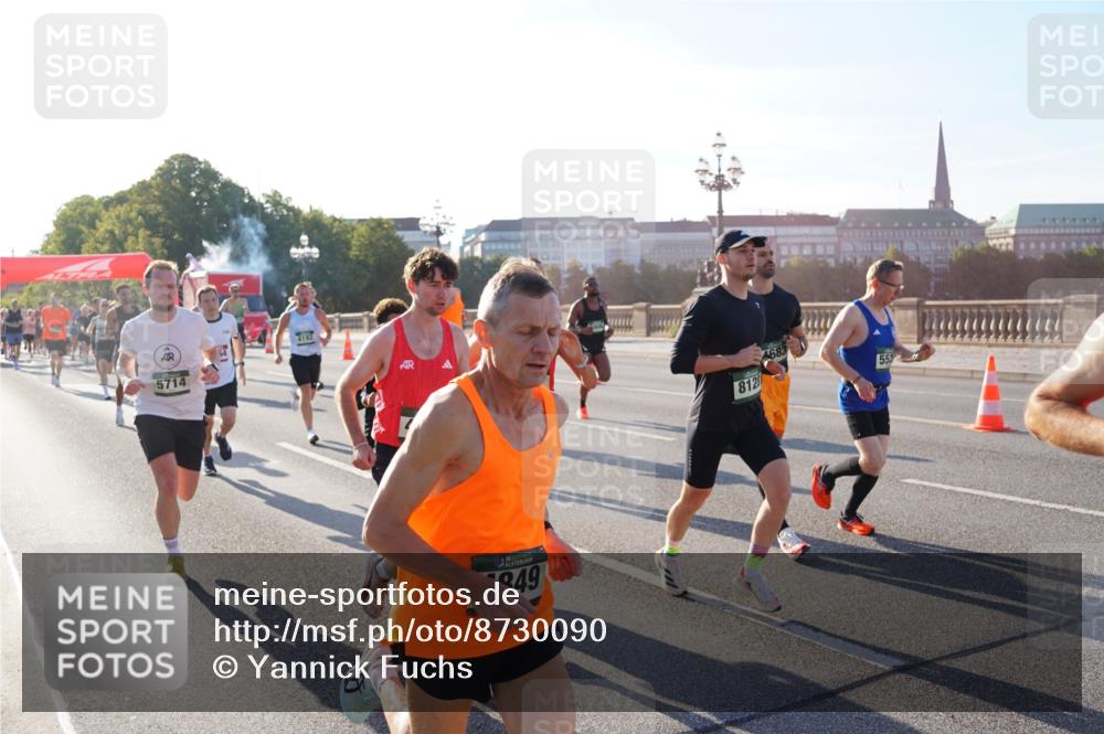 07.09.2025 - BARMER Alsterlauf Yannick Fuchs http://msf.ph/oto/8730090 07.09.2025 08:57:42 Laufen 5714, 4192, 949, 812, 683, 55 meine-sportfotos.de