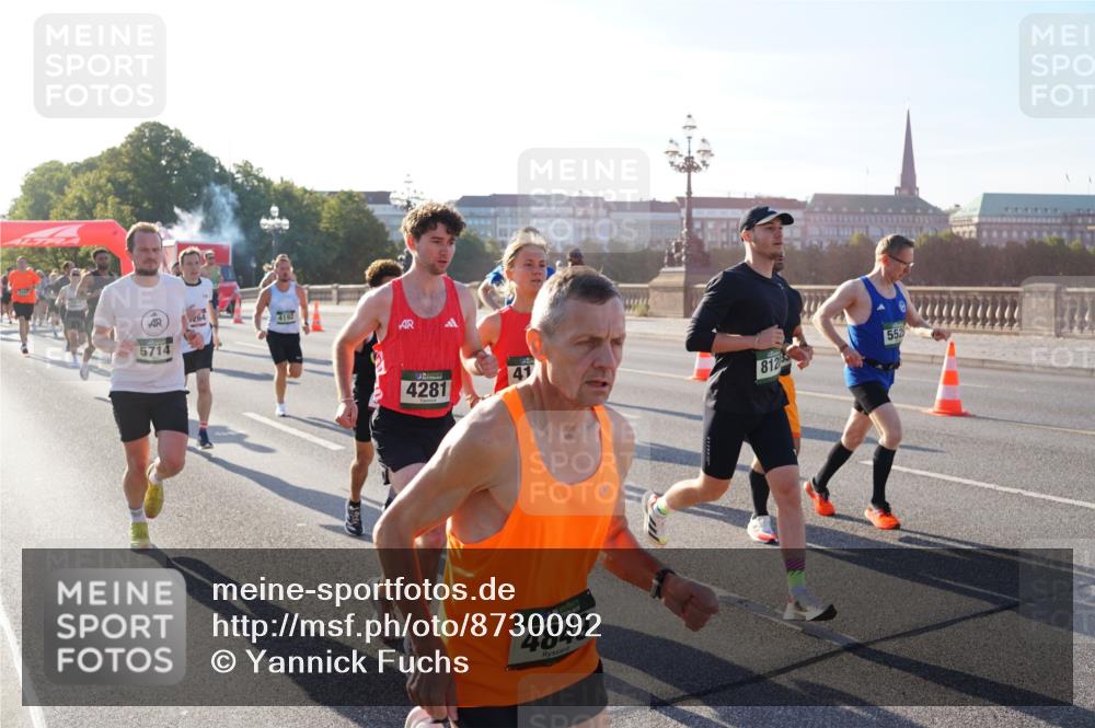 07.09.2025 - BARMER Alsterlauf Yannick Fuchs http://msf.ph/oto/8730092 07.09.2025 08:57:42 Laufen 5714, 264, 4281, 812, 33, 4849, 552 meine-sportfotos.de