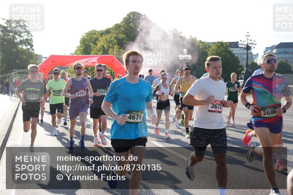 07.09.2025 - BARMER Alsterlauf Yannick Fuchs http://msf.ph/oto/8730135 07.09.2025 08:57:51 Laufen 3163, 3701, 869, 8375, 4676, 3673, 6308, 2680 meine-sportfotos.de