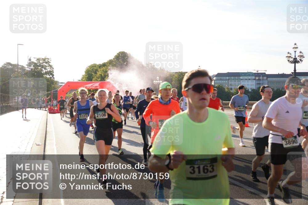 07.09.2025 - BARMER Alsterlauf Yannick Fuchs http://msf.ph/oto/8730159 07.09.2025 08:57:54 Laufen 5323, 2106, 55, 61, 4645, 46, 3163, 3890 meine-sportfotos.de