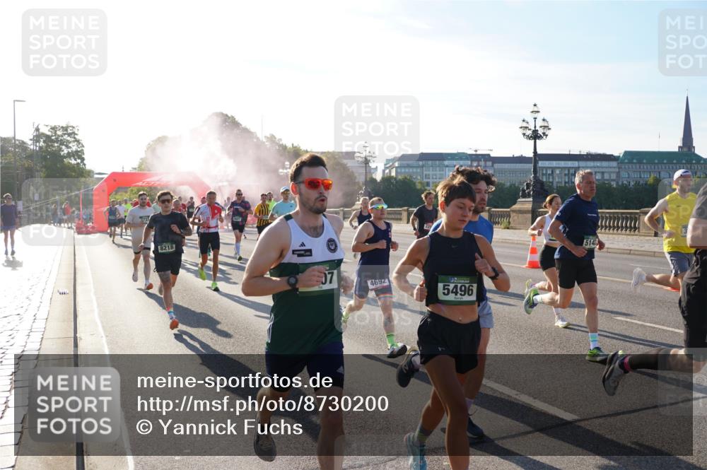 07.09.2025 - BARMER Alsterlauf Yannick Fuchs http://msf.ph/oto/8730200 07.09.2025 08:57:58 Laufen 444, 3733, 8218, 07, 4692, 5496, 514 meine-sportfotos.de