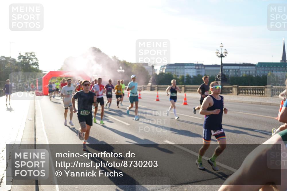 07.09.2025 - BARMER Alsterlauf Yannick Fuchs http://msf.ph/oto/8730203 07.09.2025 08:57:59 Laufen 8218 meine-sportfotos.de
