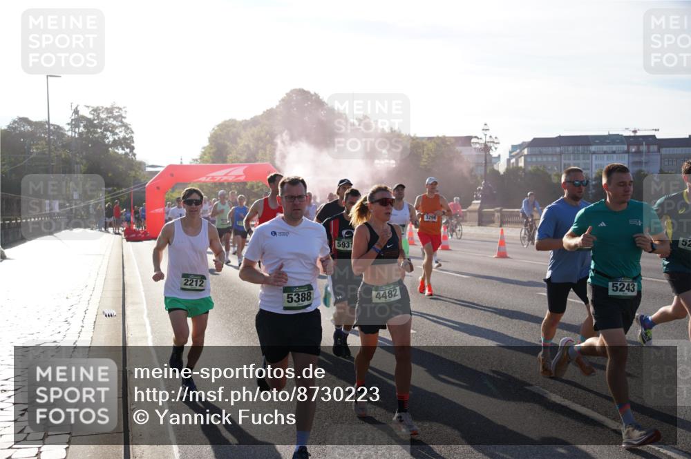 07.09.2025 - BARMER Alsterlauf Yannick Fuchs http://msf.ph/oto/8730223 07.09.2025 08:58:08 Laufen 5931, 2212, 5388, 4482, 3296, 5243, 52 meine-sportfotos.de