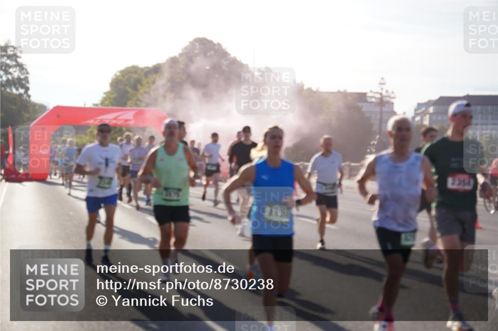 07.09.2025 - BARMER Alsterlauf Yannick Fuchs http://msf.ph/oto/8730238 07.09.2025 08:58:11 Laufen 8120, 2354 meine-sportfotos.de