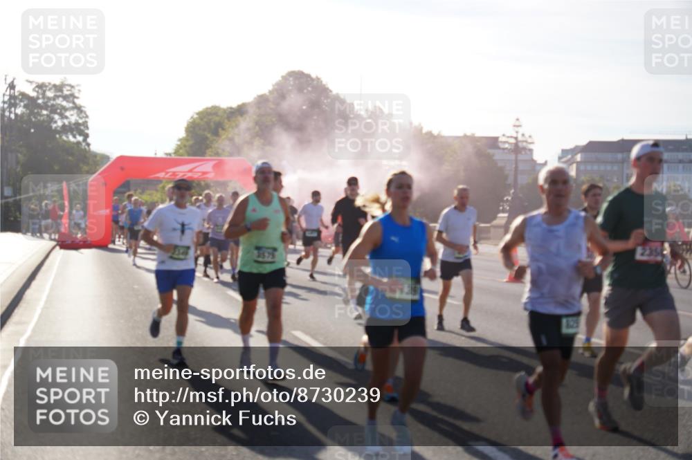 07.09.2025 - BARMER Alsterlauf Yannick Fuchs http://msf.ph/oto/8730239 07.09.2025 08:58:11 Laufen 3575, 1391, 2351 meine-sportfotos.de