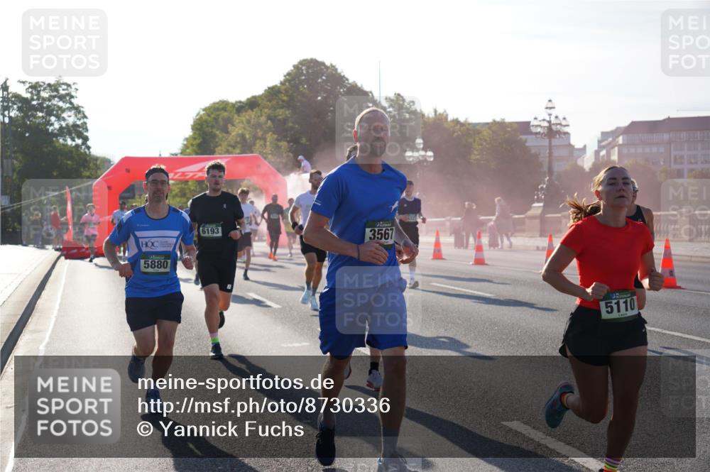07.09.2025 - BARMER Alsterlauf Yannick Fuchs http://msf.ph/oto/8730336 07.09.2025 08:58:27 Laufen 5880, 6193, 3567, 5110 meine-sportfotos.de