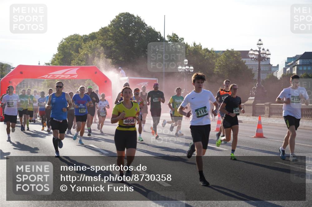 07.09.2025 - BARMER Alsterlauf Yannick Fuchs http://msf.ph/oto/8730358 07.09.2025 08:58:30 Laufen 6066, 5253, 77, 5423, 2627, 4658, 564, 62, 6116, 828, 4328 meine-sportfotos.de
