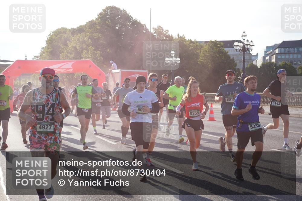 07.09.2025 - BARMER Alsterlauf Yannick Fuchs http://msf.ph/oto/8730404 07.09.2025 08:58:38 Laufen 2811, 94, 4927, 1029, 2954, 2721, 60, 8355, 8015, 5143, 5288 meine-sportfotos.de