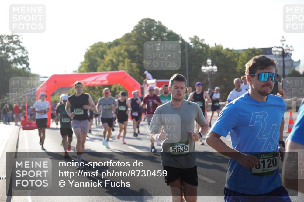 07.09.2025 - BARMER Alsterlauf Yannick Fuchs http://msf.ph/oto/8730459 07.09.2025 08:58:48 Laufen 5635, 36, 6120 meine-sportfotos.de