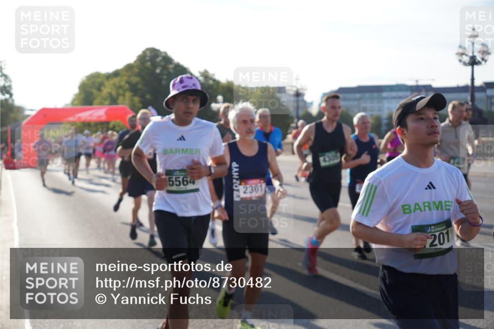 07.09.2025 - BARMER Alsterlauf Yannick Fuchs http://msf.ph/oto/8730482 07.09.2025 08:58:53 Laufen 5564, 2301, 4305, 201 meine-sportfotos.de