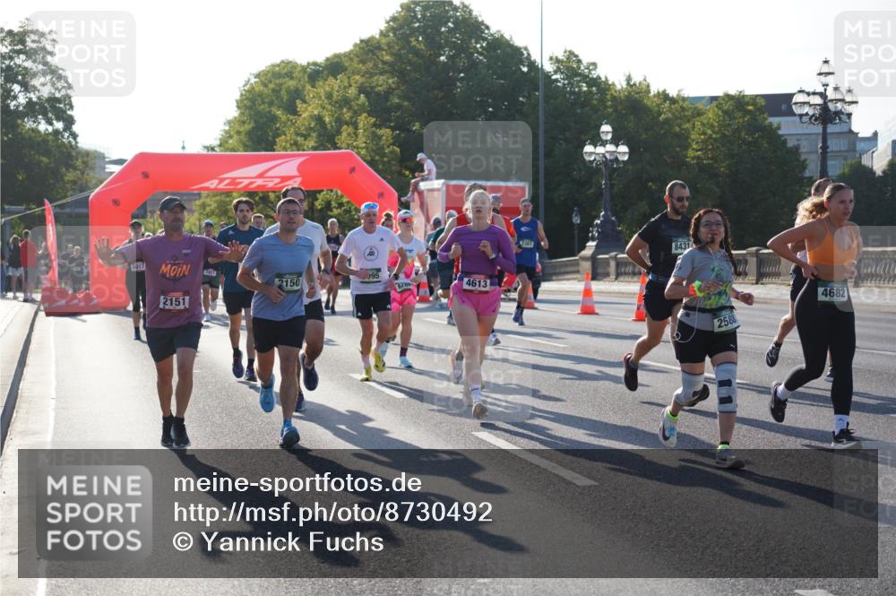 07.09.2025 - BARMER Alsterlauf Yannick Fuchs http://msf.ph/oto/8730492 07.09.2025 08:58:56 Laufen 6017, 2151, 1977, 2150, 095, 6286, 4613, 2361, 8431, 2588, 4682 meine-sportfotos.de