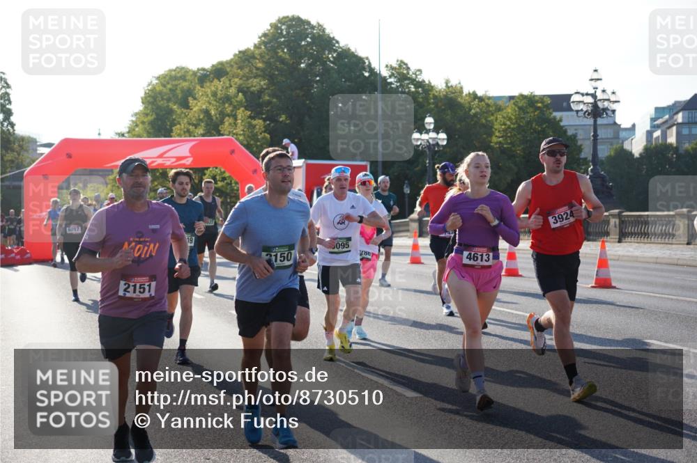 07.09.2025 - BARMER Alsterlauf Yannick Fuchs http://msf.ph/oto/8730510 07.09.2025 08:58:57 Laufen 6017, 2151, 3924, 19, 5095, 2150, 280, 4613 meine-sportfotos.de