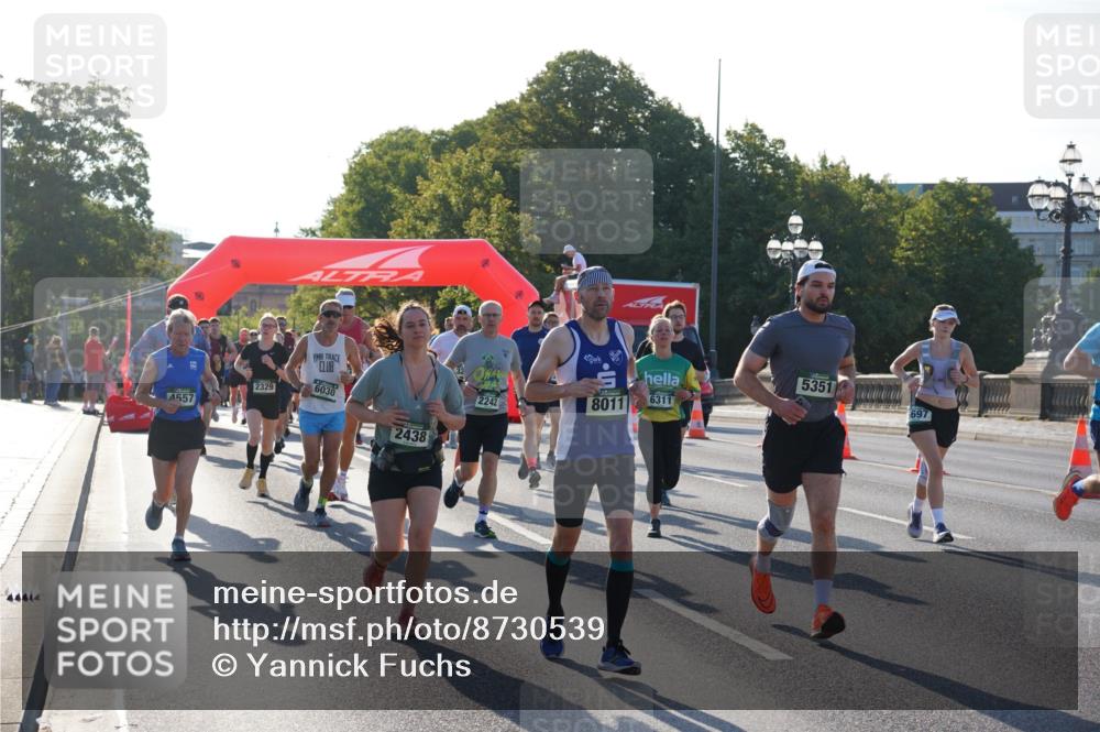 07.09.2025 - BARMER Alsterlauf Yannick Fuchs http://msf.ph/oto/8730539 07.09.2025 08:59:04 Laufen 4557, 2329, 5351, 6030, 2242, 8011, 6311, 697, 2438 meine-sportfotos.de