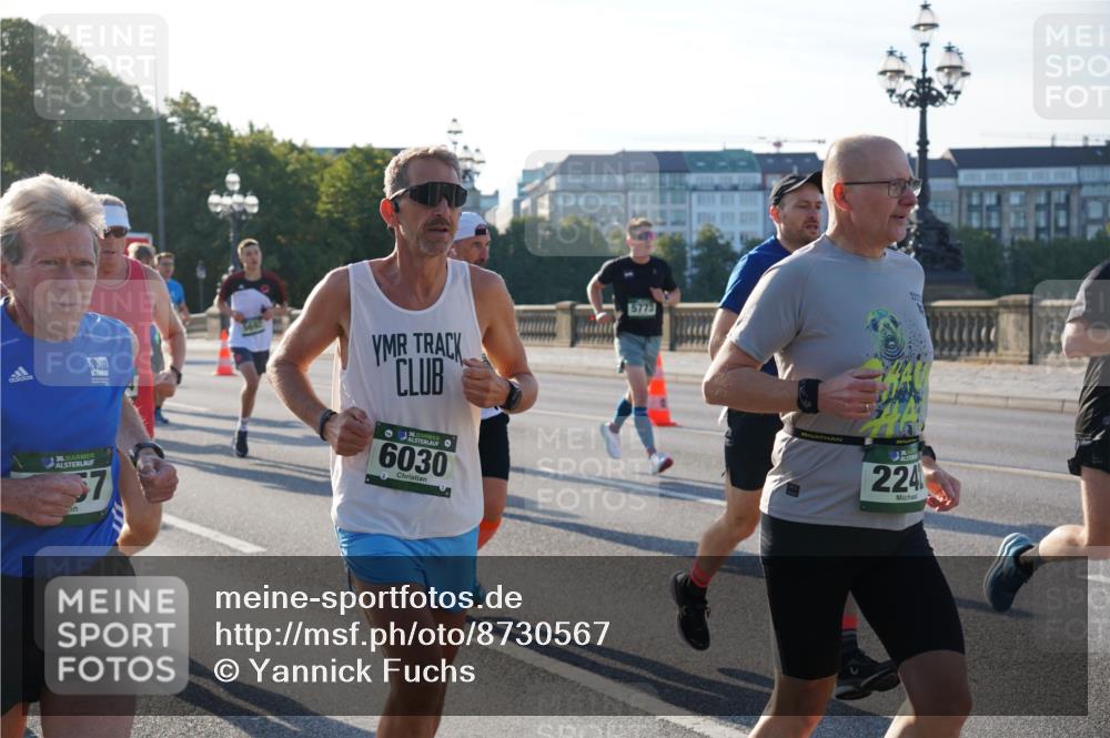 07.09.2025 - BARMER Alsterlauf Yannick Fuchs http://msf.ph/oto/8730567 07.09.2025 08:59:08 Laufen 36, 7, 5692, 5773, 36, 6030, 224 meine-sportfotos.de